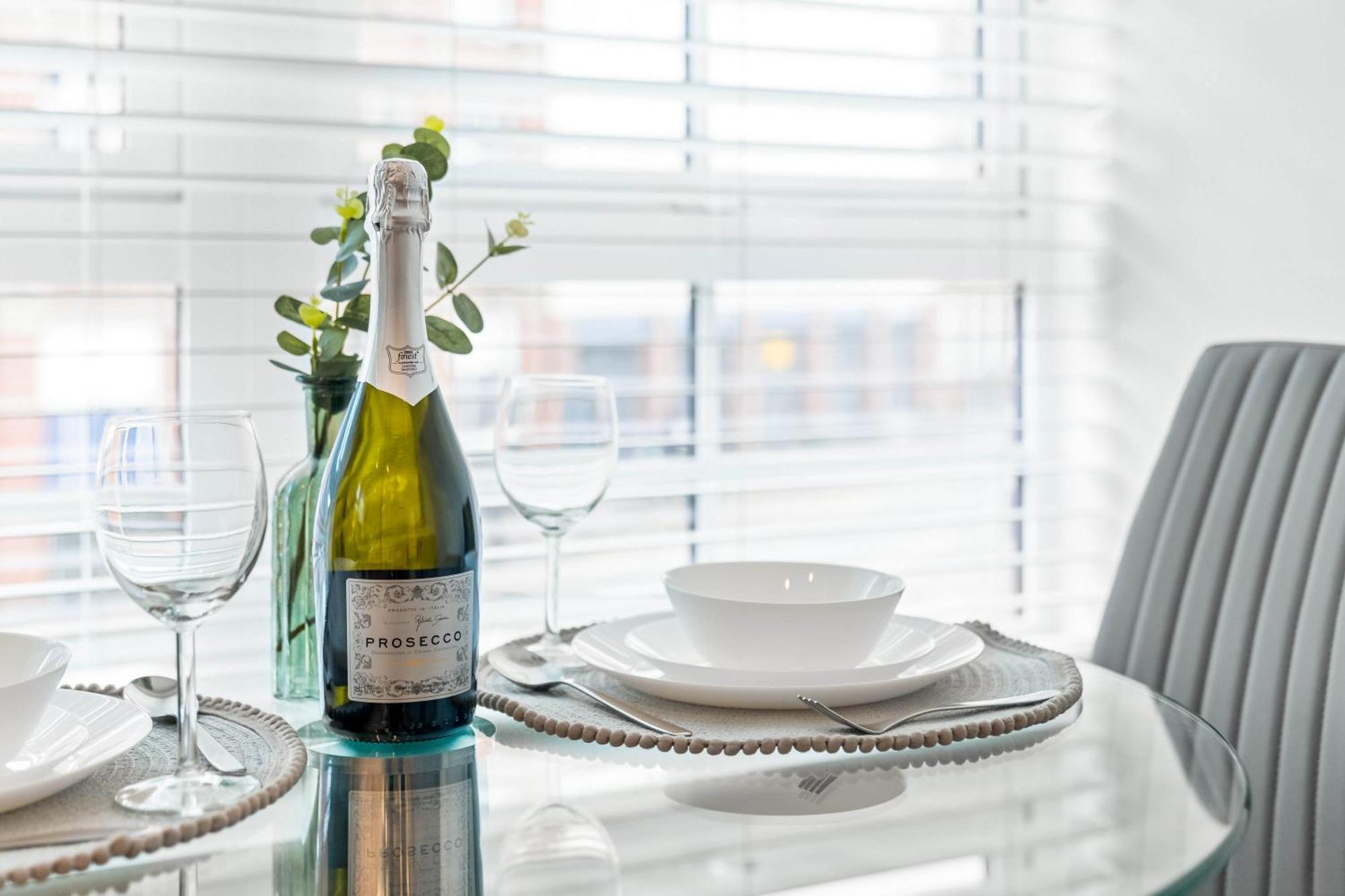 Luxury One Bed Apartment - Jewellery Quarter - Top Rated - 2Cs برمنغهام المظهر الخارجي الصورة